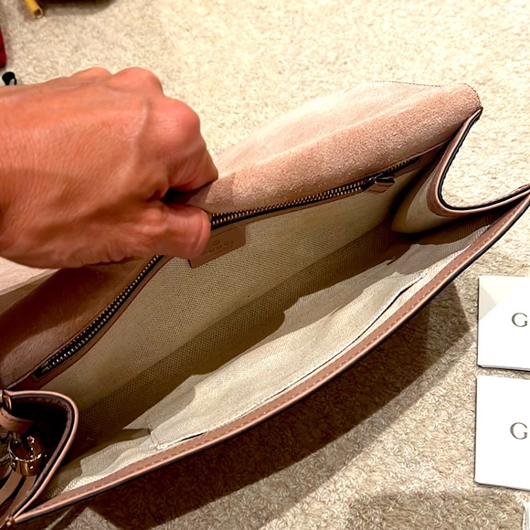Gucci clutch - Picture 8 of 11